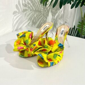 Moschino Gummy Bear Heels size 36